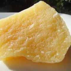 How to Apply Beeswax to Wood Surfaces