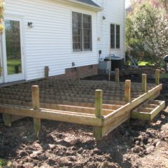 How Much Does It Cost To Build A Deck?