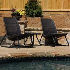 7 Tips For Choosing Outdoor Furniture For Small Spaces